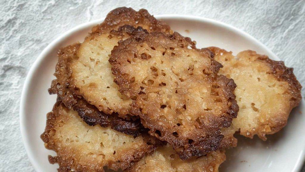 kletskoppen recipe -dutch-almond-lace-cookies